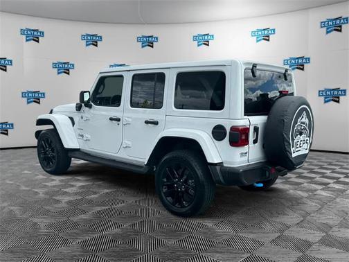 2024 Jeep Wrangler 4xe Sahara