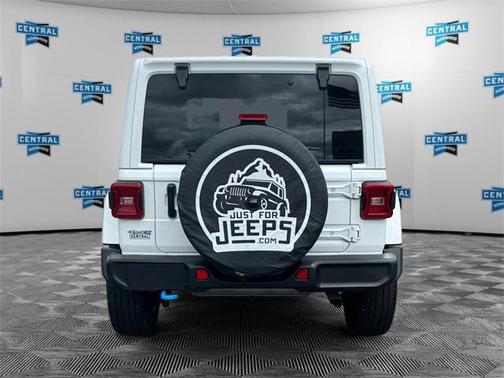 2024 Jeep Wrangler 4xe Sahara