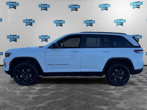 2023 Jeep Grand Cherokee Altitude