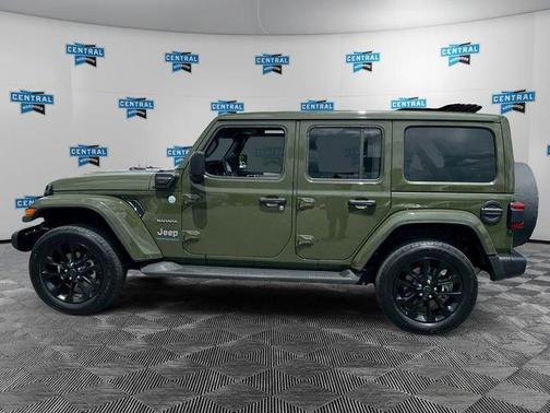 Sarge Green Clearcoat 2024 Jeep Wrangler 4xe Sahara