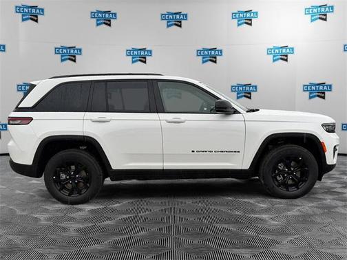 2025 Jeep Grand Cherokee L Altitude