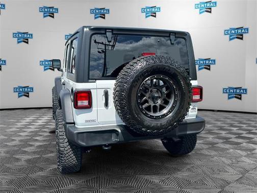 2025 Jeep Wrangler Sport S