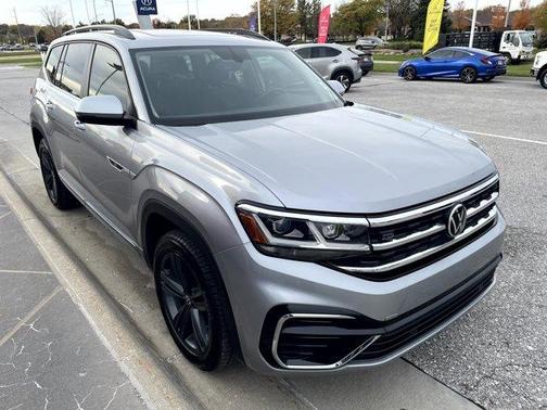 2021 Volkswagen Atlas 3.6 SE w/ Technology R-Line