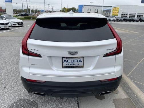 2022 Cadillac XT4 Luxury