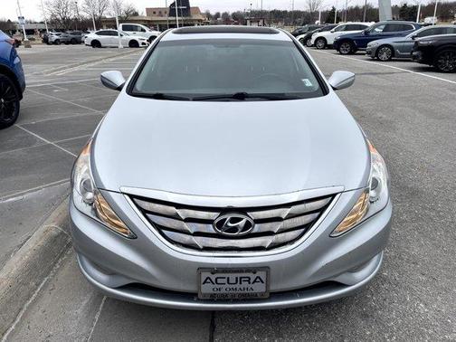 2013 Hyundai SONATA SE