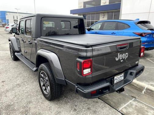 2020 Jeep Gladiator Overland