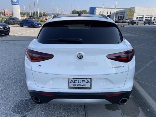 2018 Alfa Romeo Stelvio Ti
