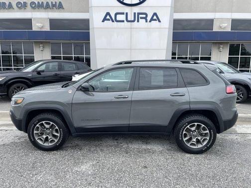 2022 Jeep Cherokee Trailhawk
