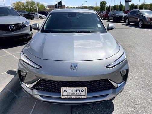 Moonstone Gray Metallic 2024 Buick Envista Avenir