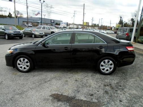 2010 Toyota Camry LE for sale in York, PA - image 2