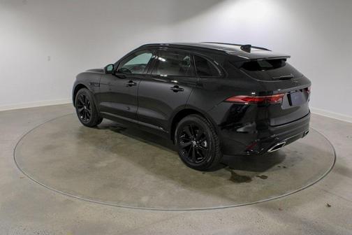 2026 Jaguar F-PACE P400 R-Dynamic S