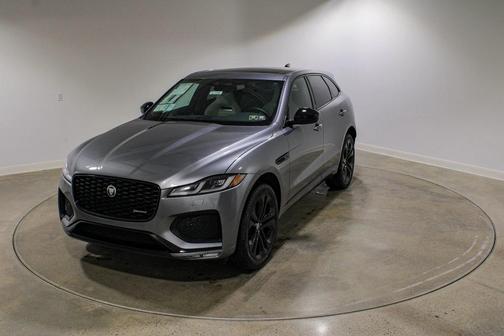 2025 Jaguar F-PACE P250 R-Dynamic S