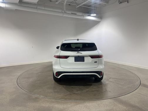 2026 Jaguar F-PACE P250 R-Dynamic S