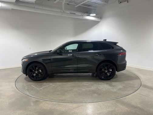 2025 Jaguar F-PACE P250 R-Dynamic S