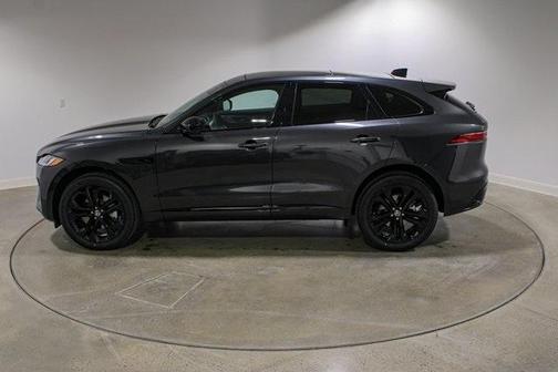 2025 Jaguar F-PACE P250 R-Dynamic S