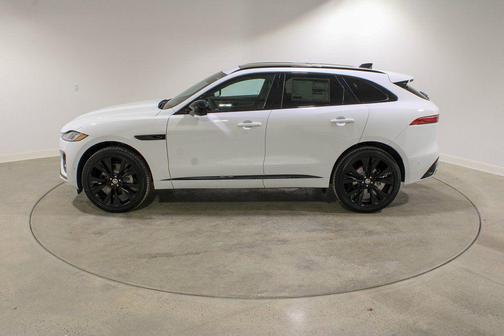 Fuji White 2026 Jaguar F-PACE P400 R-Dynamic S