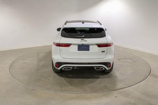 Fuji White 2026 Jaguar F-PACE P400 R-Dynamic S