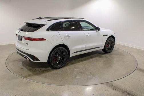 2026 Jaguar F-PACE P400 R-Dynamic S