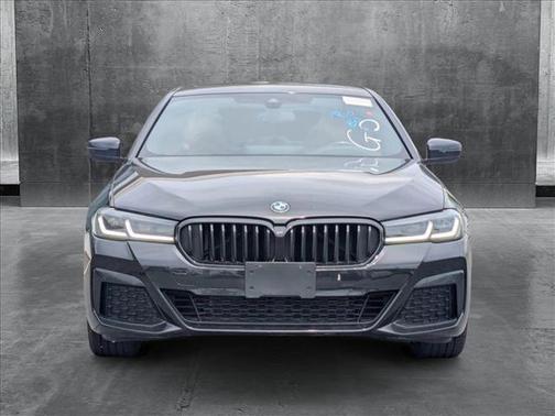 2022 BMW 530 i xDrive
