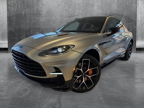2025 Aston Martin DBX 707