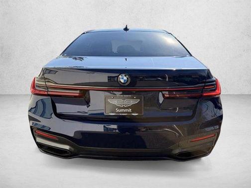 Tanzanite Blue II Metallic 2022 BMW 750 i xDrive