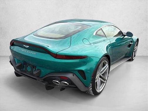 2025 Aston Martin Vantage Base