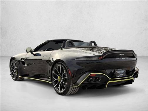 2026 Aston Martin Vantage Base