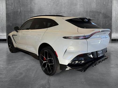 2025 Aston Martin DBX 707