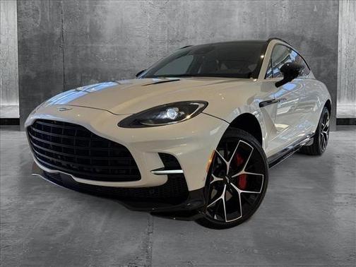 2025 Aston Martin DBX 707