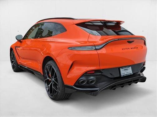 2025 Aston Martin DBX 707