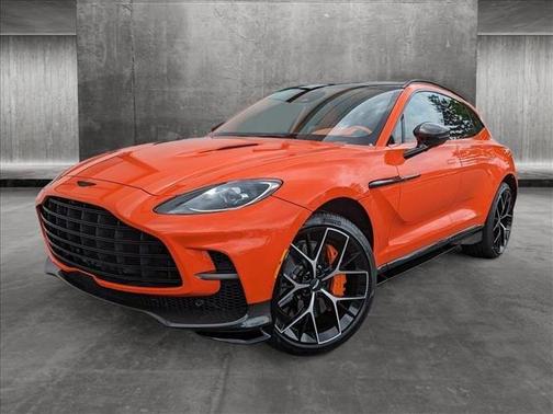 2025 Aston Martin DBX 707