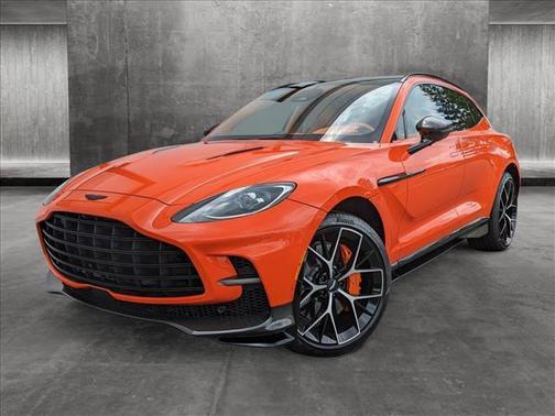 2025 Aston Martin DBX 707