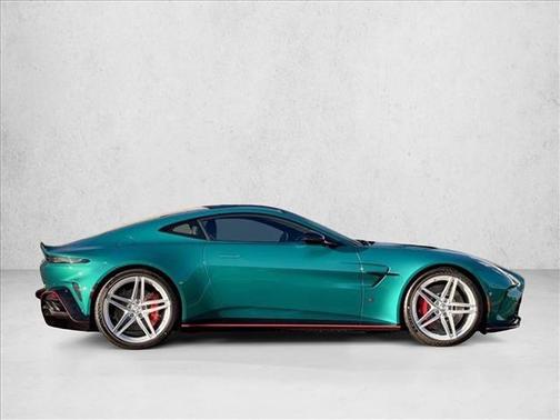 2026 Aston Martin Vantage Base