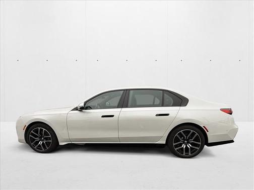 2024 BMW 740 i