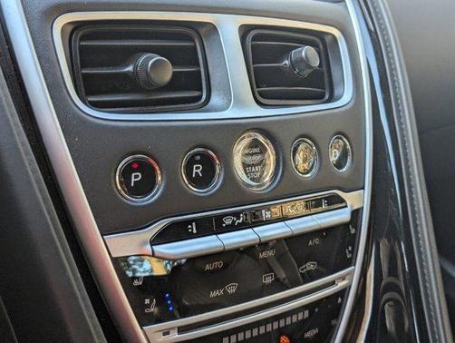 2020 Aston Martin DB11 Volante