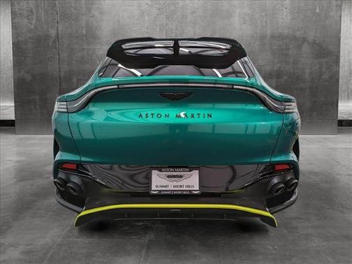 2024 Aston Martin DBX 707