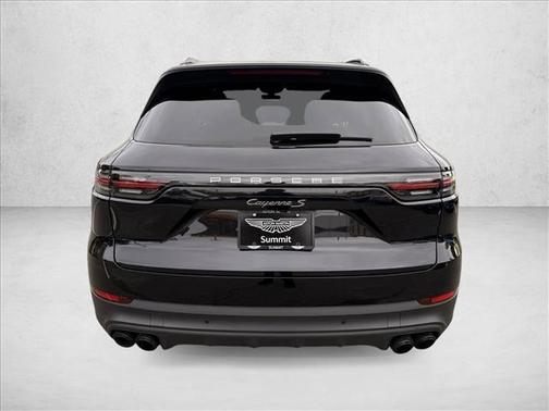 2022 Porsche Cayenne S Platinum Edition