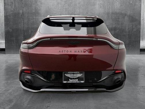 2021 Aston Martin DBX Base