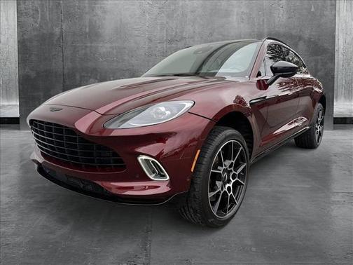2021 Aston Martin DBX Base