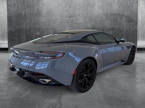 2024 Aston Martin DB12 Base