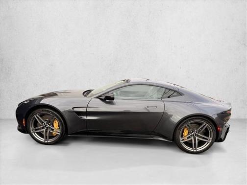 2026 Aston Martin Vantage Base