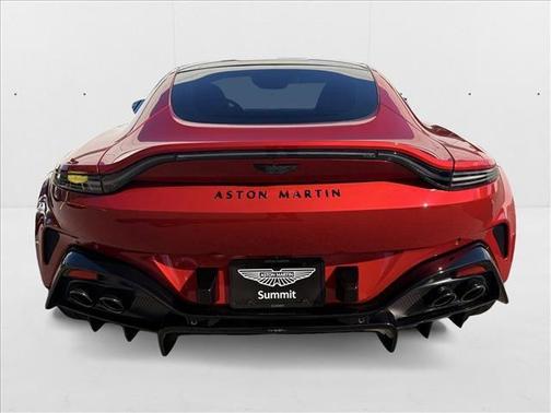 2025 Aston Martin Vantage Base