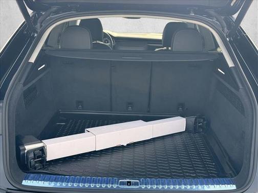 2023 Audi Q8 55 Premium Plus