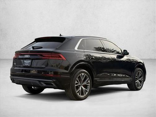 2023 Audi Q8 55 Premium Plus