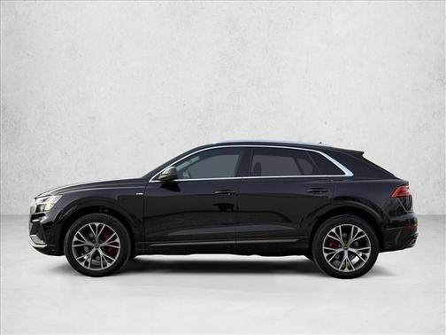 2023 Audi Q8 55 Premium Plus