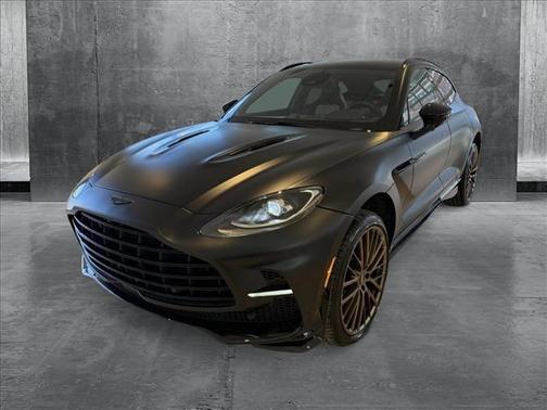2025 Aston Martin DBX 707