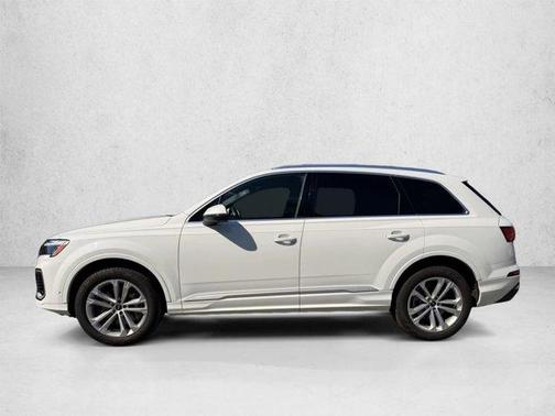 Carrara White 2025 Audi Q7 55 Premium Plus