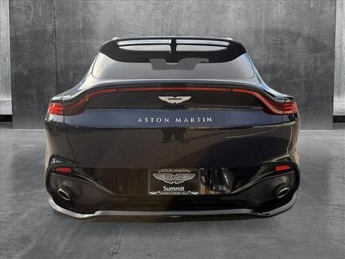 2021 Aston Martin DBX Base