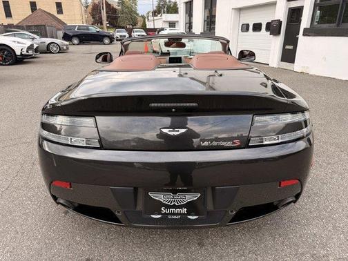Ceramic Gray 2017 Aston Martin V12 Vantage S Base