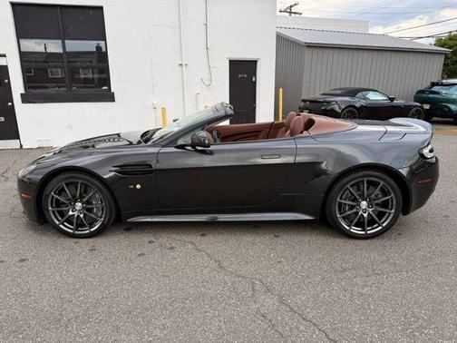 Ceramic Gray 2017 Aston Martin V12 Vantage S Base